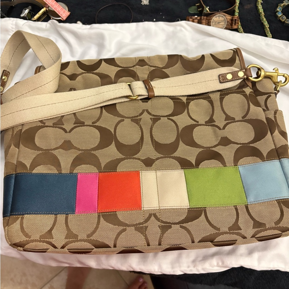 Coach Classic Multi Stripe Diaper Bag Large Lots Of Pockets Great Condition - Picture 9 of 11